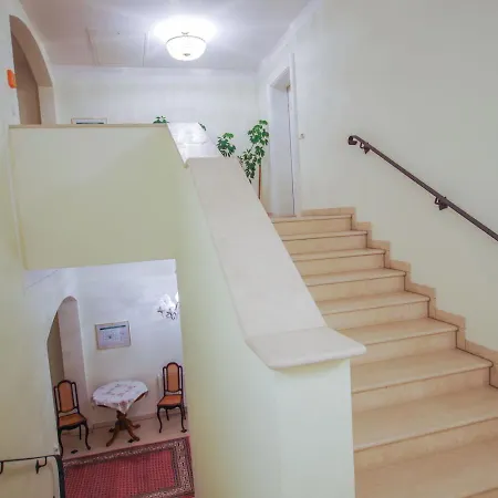 Strandgefluester App2 - Strandpromenade Seitlicher Meerblick, Strandkorb Saisonal